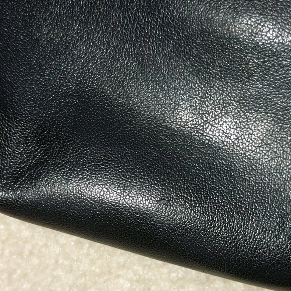 Black stud purse - Picture 3 of 8